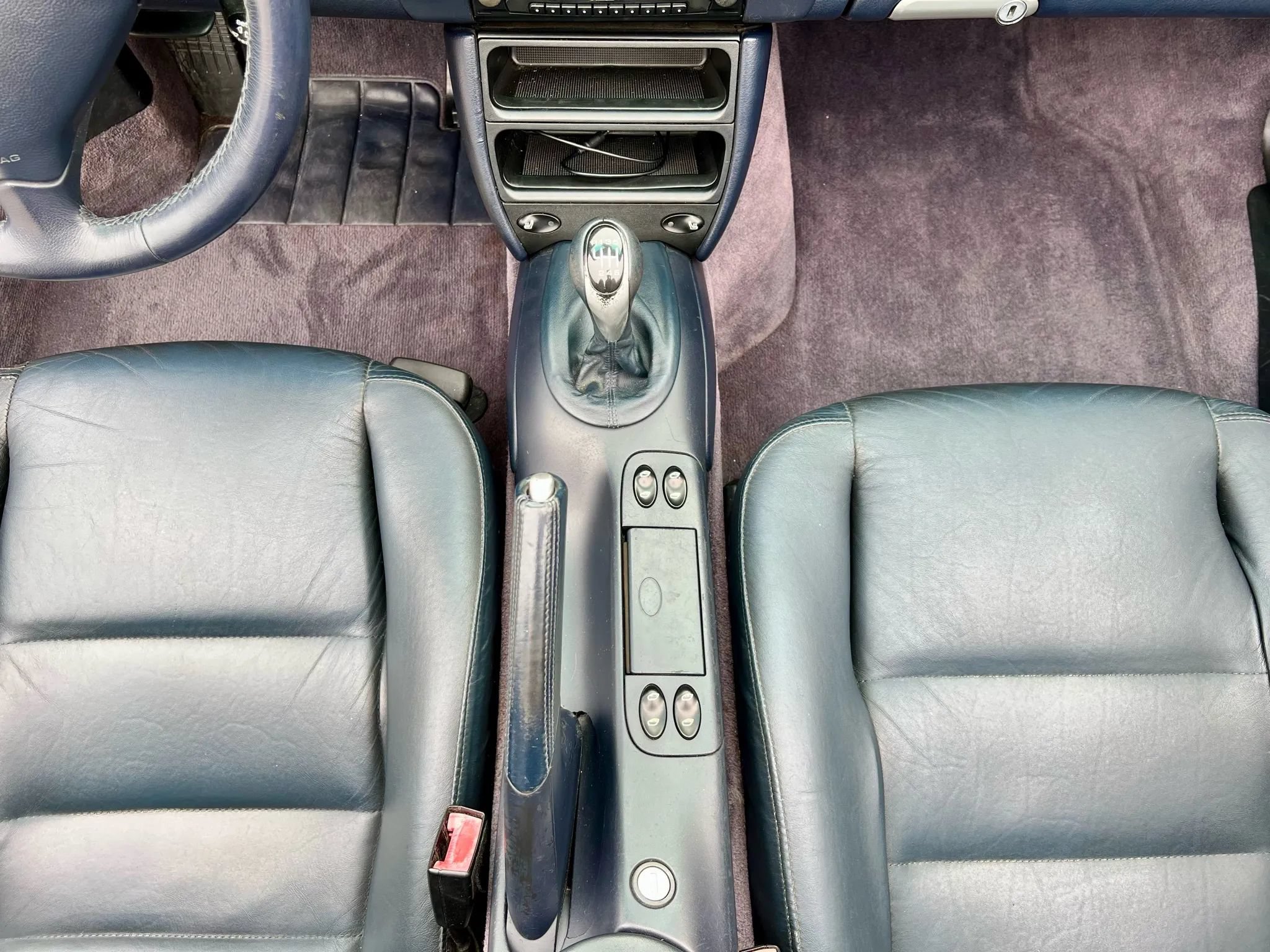 Used 2002 Porsche 911 Carrera RWD image 27