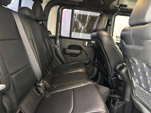 Used 2023 Jeep Gladiator Mojave w/ Trailer Tow Package AWD/4WD image 24