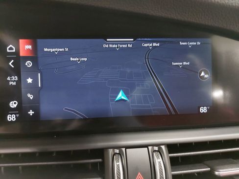 New 2025 Alfa Romeo Giulia w/ Veloce Package Rwd image 23