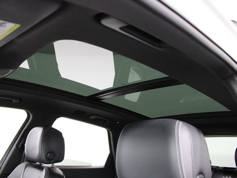 Used 2021 Audi SQ5 Premium Plus w/ Premium Plus Package image 10