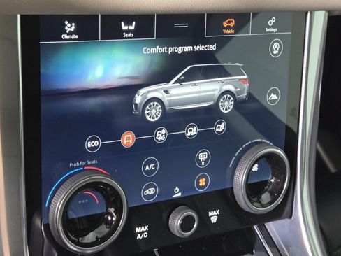 Used 2022 Land Rover Range Rover Sport HSE Silver Edition image 28