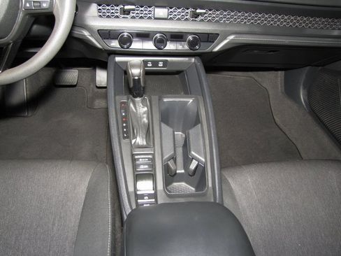 Certified 2023 Honda Accord EX image 15