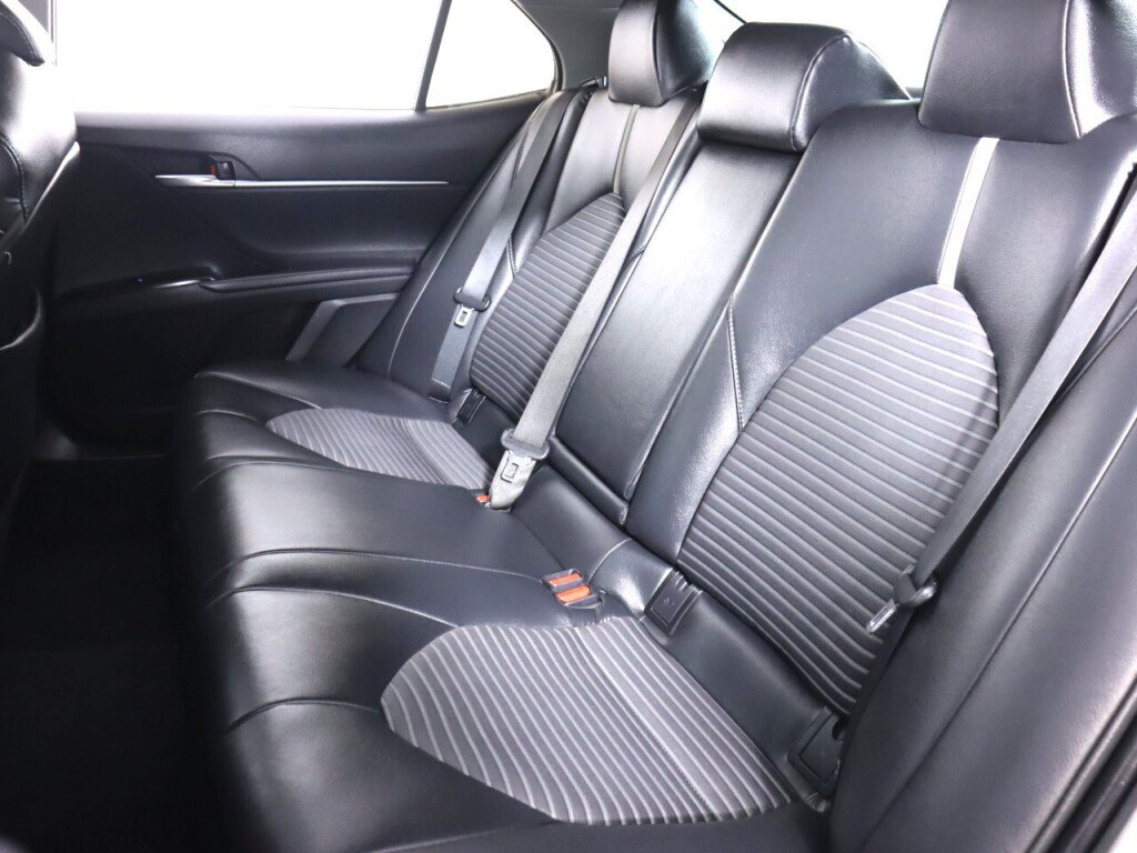 Used 2018 Toyota Camry SE w/ Audio Package FWD image 34