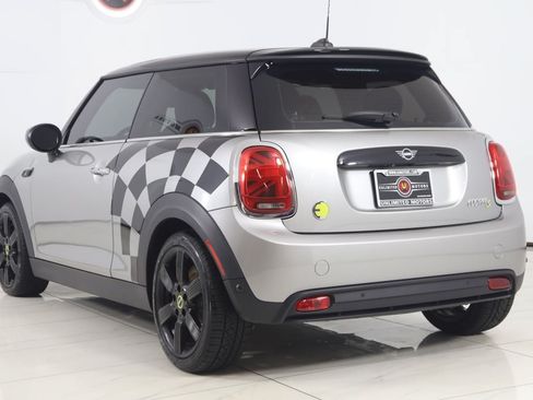 Used 2024 MINI Cooper SE FWD image 4