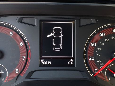 Used 2019 Volkswagen Jetta SE FWD image 28