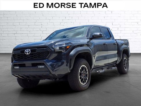 Used 2024 Toyota Tacoma TRD Off-Road w/ TRD Off Road Upgrade Package AWD/4WD image 1