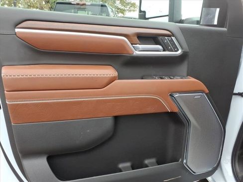 New 2026 GMC Sierra 2500 Denali Ultimate w/ Max Trailering Package image 13