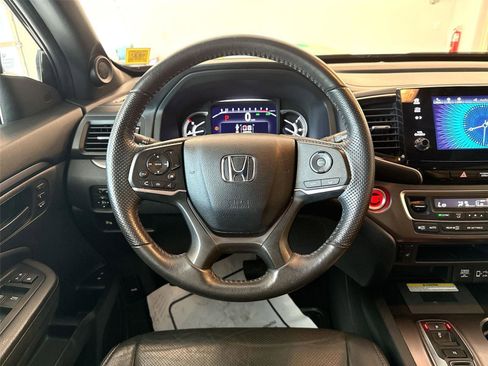 Used 2023 Honda Passport EX-L image 11