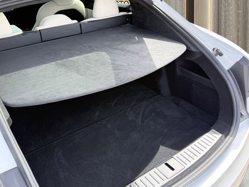 Used 2025 Tesla Model S image 14