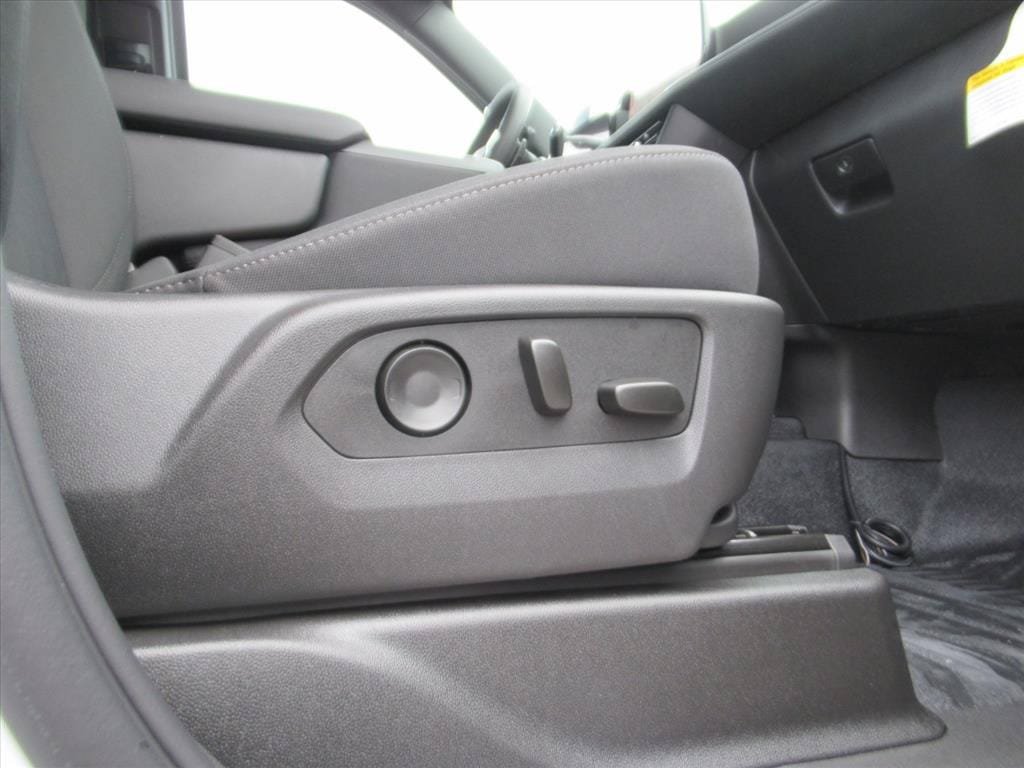 New 2025 Chevrolet Tahoe 2WD image 12