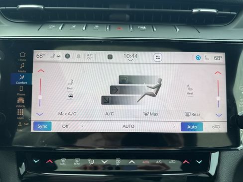 New 2026 Jeep Grand Cherokee Limited AWD/4WD image 40