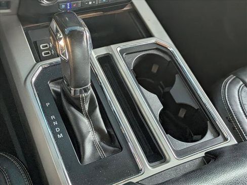Used 2019 Ford F150 Lariat RWD image 12