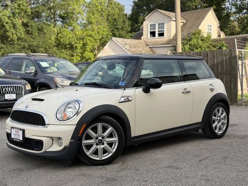 Used 2012 MINI Cooper S FWD image 2