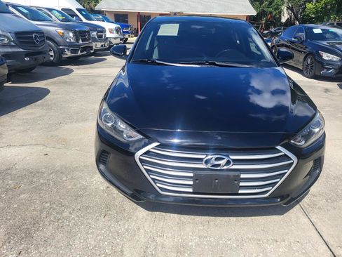 Used 2017 Hyundai Elantra SE FWD image 16