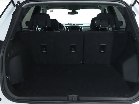 Used 2019 Chevrolet Equinox LS w/ LPO, Floor Liner Package image 20