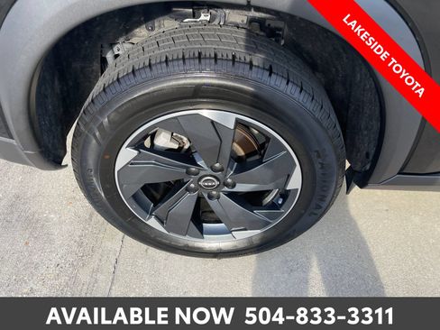 Used 2025 Nissan Rogue SV AWD/4WD image 11