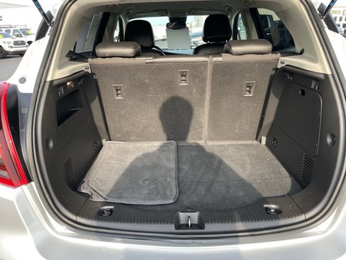 Used 2019 Buick Encore Sport Touring image 9