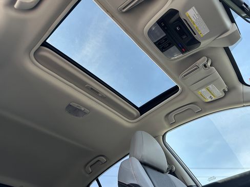 Used 2022 Subaru Crosstrek 2.5i Limited w/ Moonroof Package 2 image 17