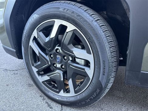 Used 2025 Subaru Forester Limited image 8