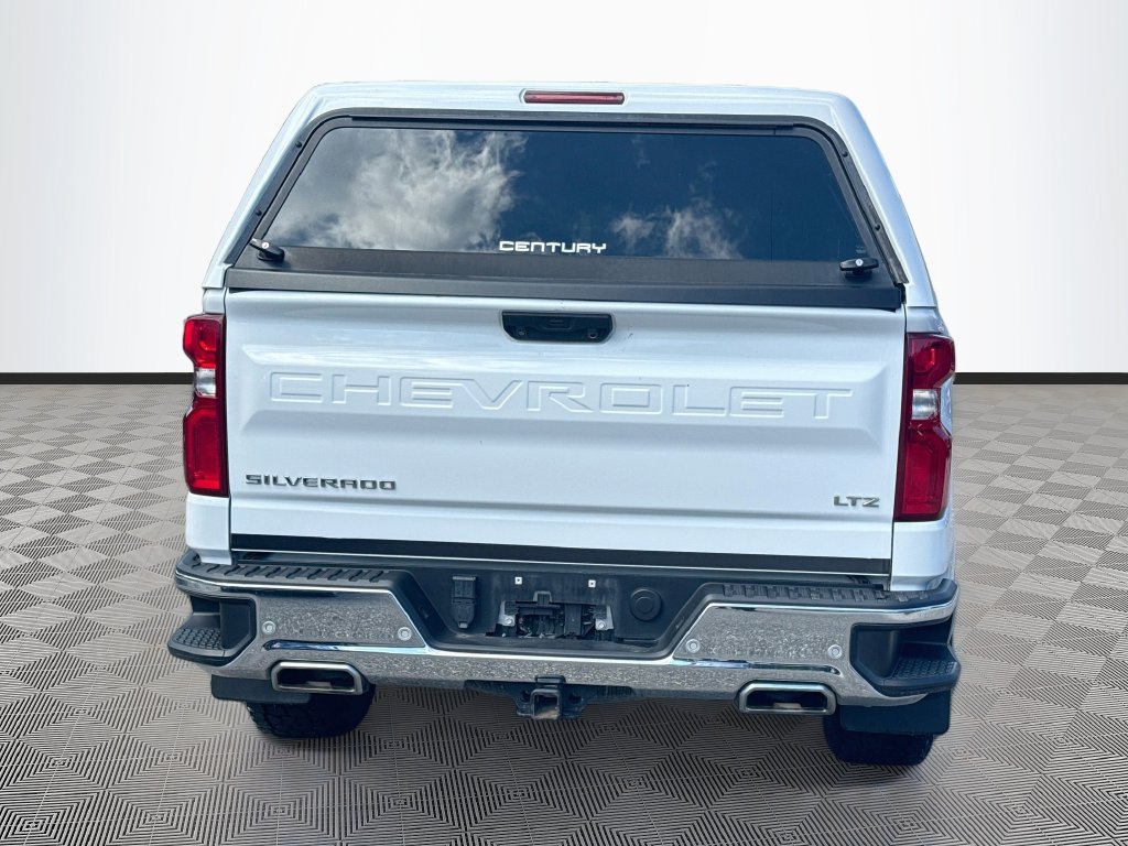 Used 2024 Chevrolet Silverado 1500 LTZ AWD/4WD image 7