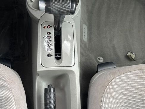 Used 2004 Volkswagen Beetle GLS image 17