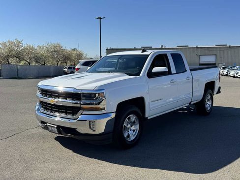 Used 2018 Chevrolet Silverado 1500 LT w/ All Star Edition image 5