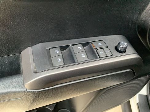 Used 2022 Toyota Tacoma SR5 image 13