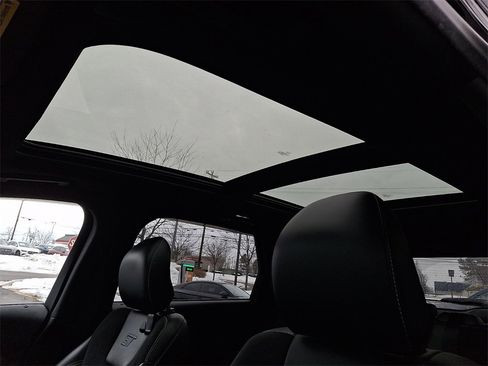 Used 2019 Ford Edge ST w/ Equipment Group 401A image 14