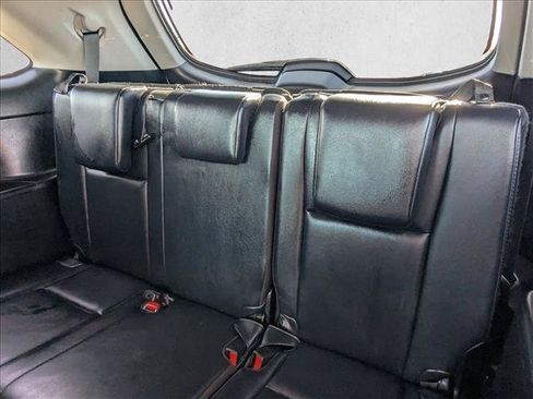 Used 2019 Toyota Highlander Limited image 17