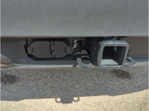 New 2025 Ford Explorer Active image 31