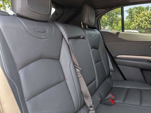 Used 2025 Cadillac XT4 Premium Luxury FWD image 30