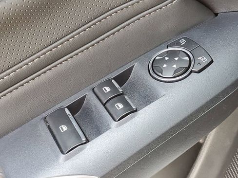 Used 2025 Ford Mustang Premium RWD image 23