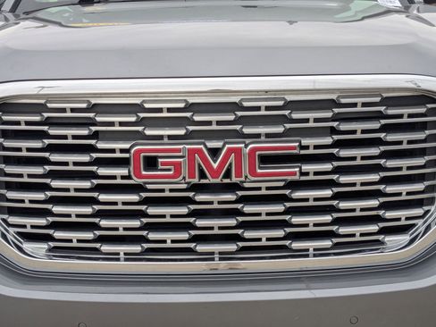 Used 2020 GMC Yukon XL Denali w/ Open Road Package image 10