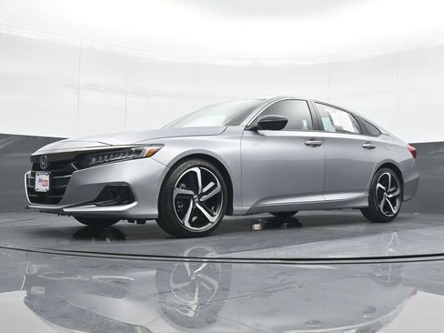 Used 2022 Honda Accord Sport image 18