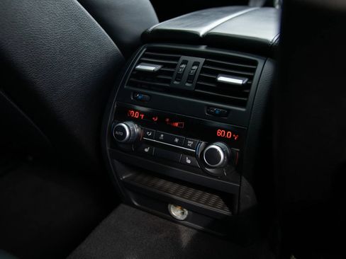 Used 2013 BMW M5 RWD image 29