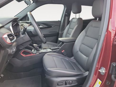 Used 2023 Chevrolet TrailBlazer RS image 11