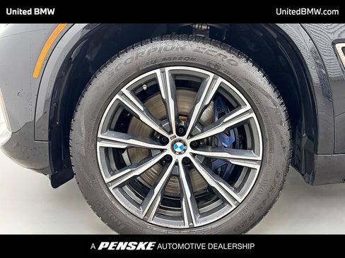 Used 2023 BMW X5 M50i w/ Climate Comfort Package image 2