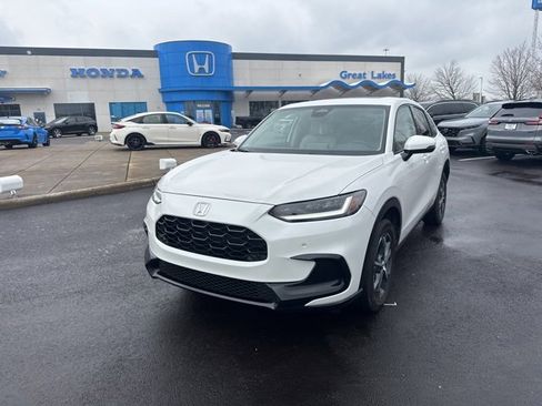 Used 2025 Honda HR-V EX-L image 2