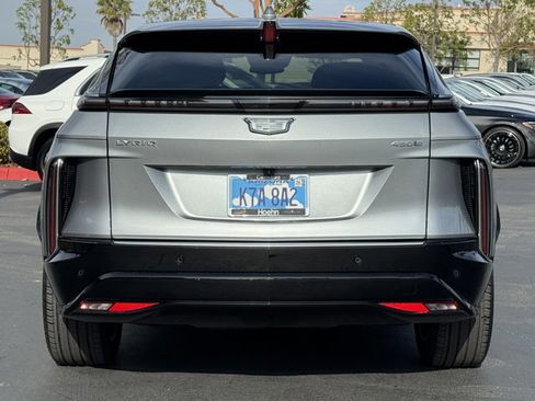 Used 2025 Cadillac Lyriq Luxury image 12