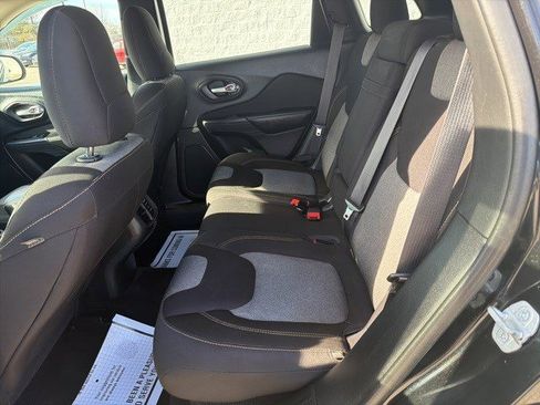 Used 2015 Jeep Cherokee Sport w/ Safety Group image 13