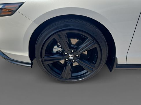 Used 2025 Honda Accord Sport image 10