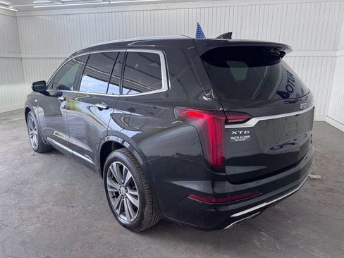 Used 2020 Cadillac XT6 Premium Luxury FWD image 7