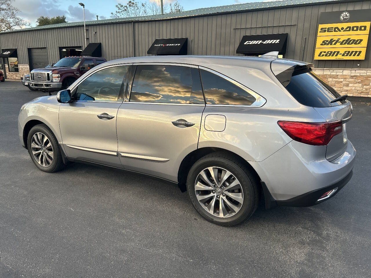 Used 2016 Acura MDX w/ Technology Package AWD/4WD image 7
