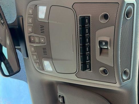 Used 2017 Ford F350 Lariat w/ Lariat Ultimate Package AWD/4WD image 15