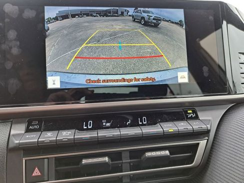 Used 2025 Toyota Camry SE w/ Multimedia Upgrade Package FWD image 11