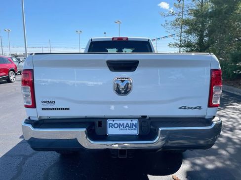 Used 2024 RAM 2500 Big Horn AWD/4WD image 4
