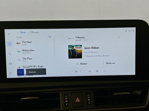 Used 2024 Lexus ES 250 w/ Premium Package image 15