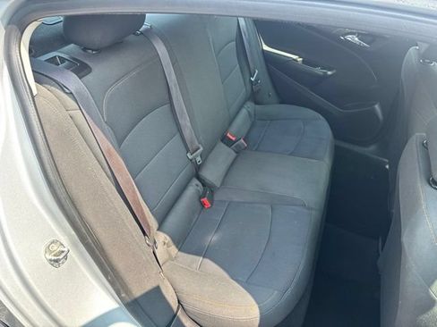 Used 2016 Chevrolet Cruze LS FWD image 6