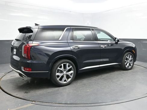 Used 2022 Hyundai Palisade Limited w/ Winter Package image 7