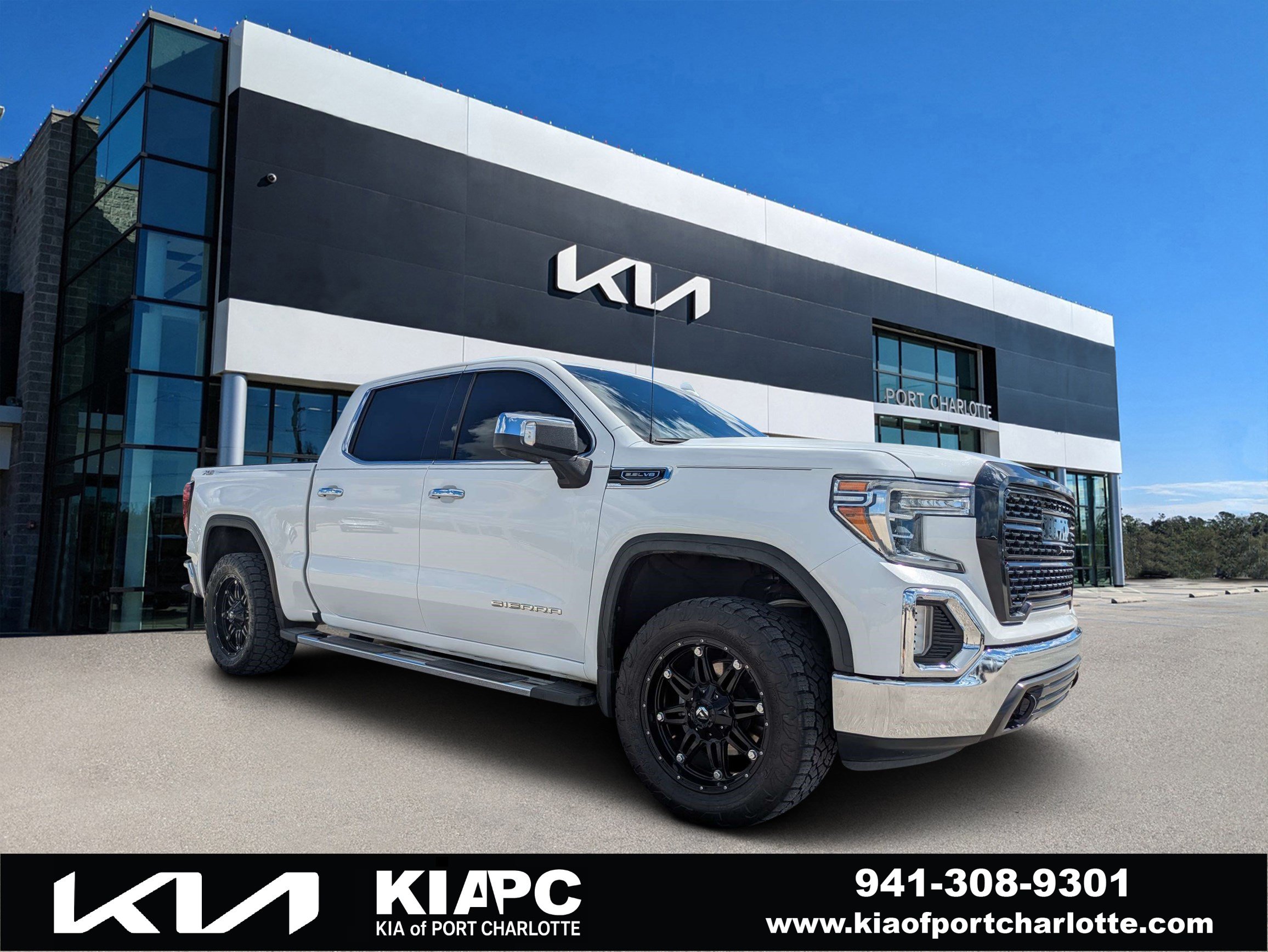 Used 2019 GMC Sierra 1500 SLT w/ SLT Premium Package AWD/4WD image 1
